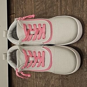 New Billy Short Wrap Girl's High Top Sneakers sz 4 NWOT